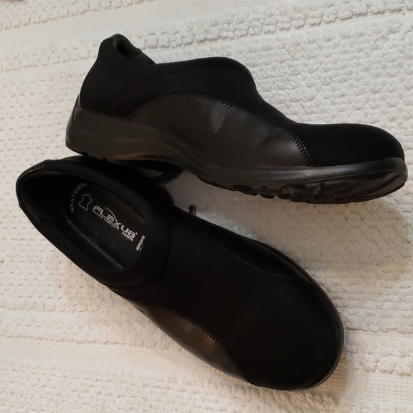 FLEXUS SPRING STEP WILLOW MENS SHOE - Picture 1 of 8